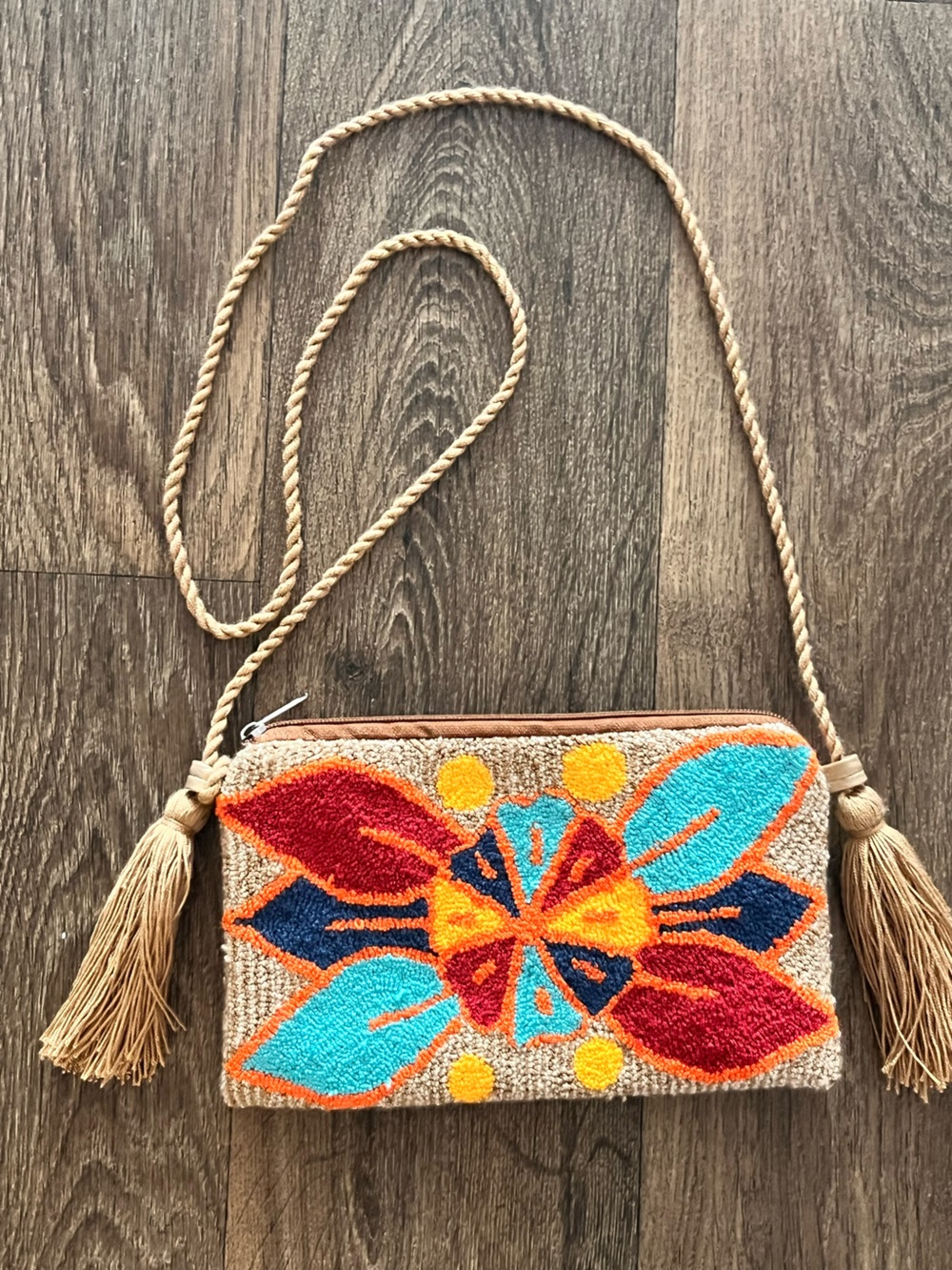 Handmade Wayuu Boho Punch Needle Crossbody Bag Clutch Tassel Neutral Vibrant